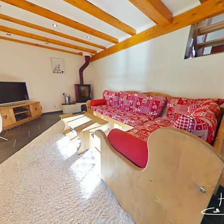 ונטרון Chalet Des Chauproyes מראה חיצוני תמונה